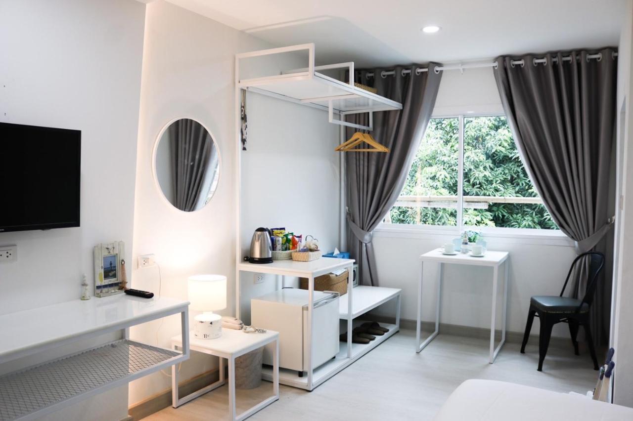 Bed By Boat Hotel y Apartamento Nonthaburi Exterior foto