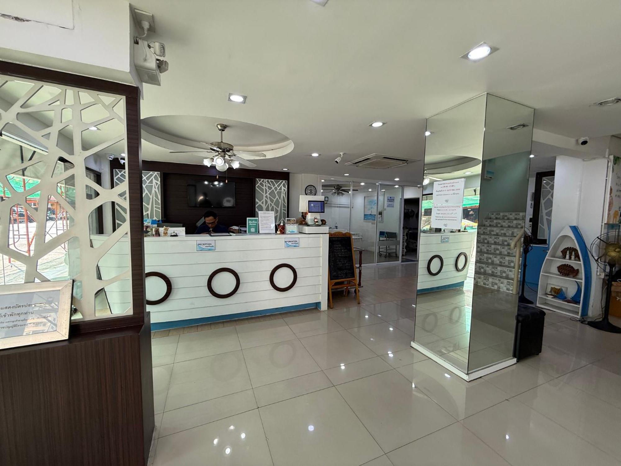 Bed By Boat Hotel y Apartamento Nonthaburi Exterior foto